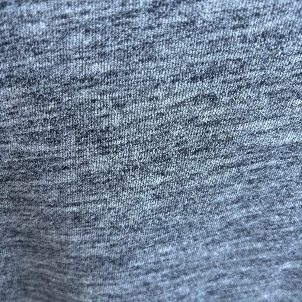 Everlane Grey Short Sleeved Sweatshirt - Picture 8 of 8